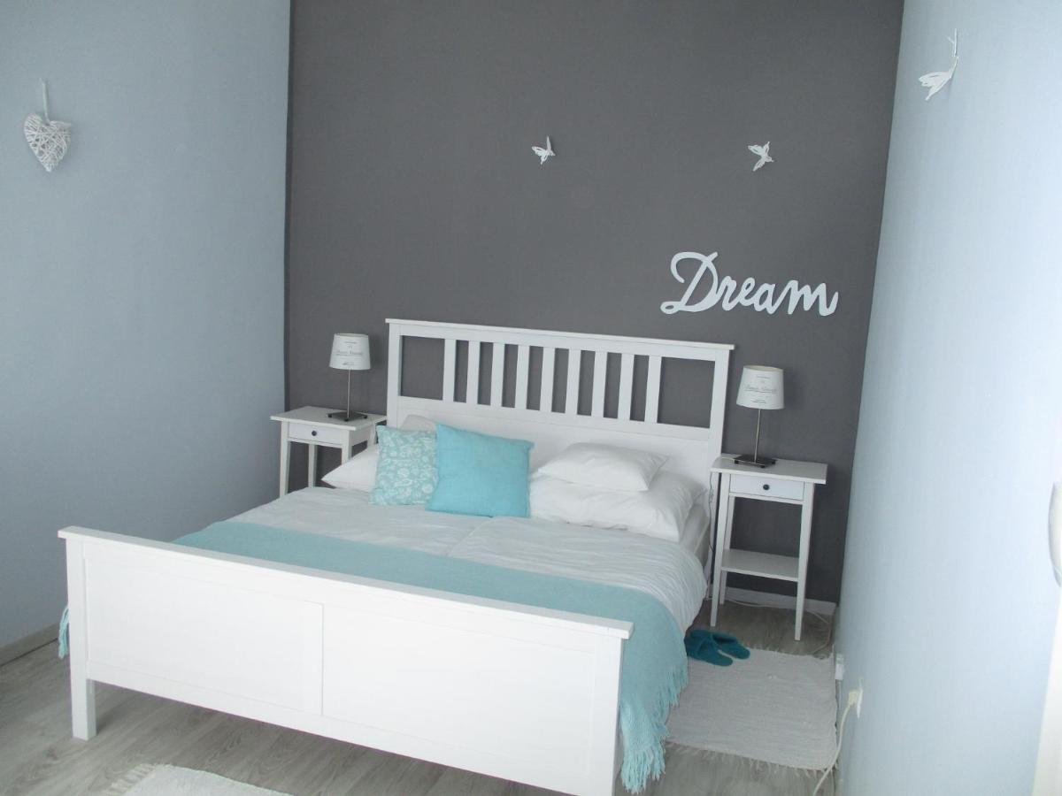 Ferencesek Apartman เปตช์ ภายนอก รูปภาพ