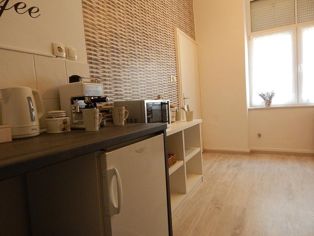 Ferencesek Apartman เปตช์ ภายนอก รูปภาพ
