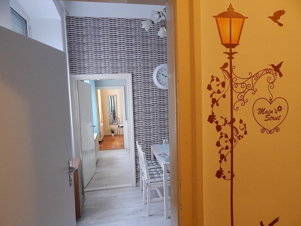 Ferencesek Apartman เปตช์ ภายนอก รูปภาพ